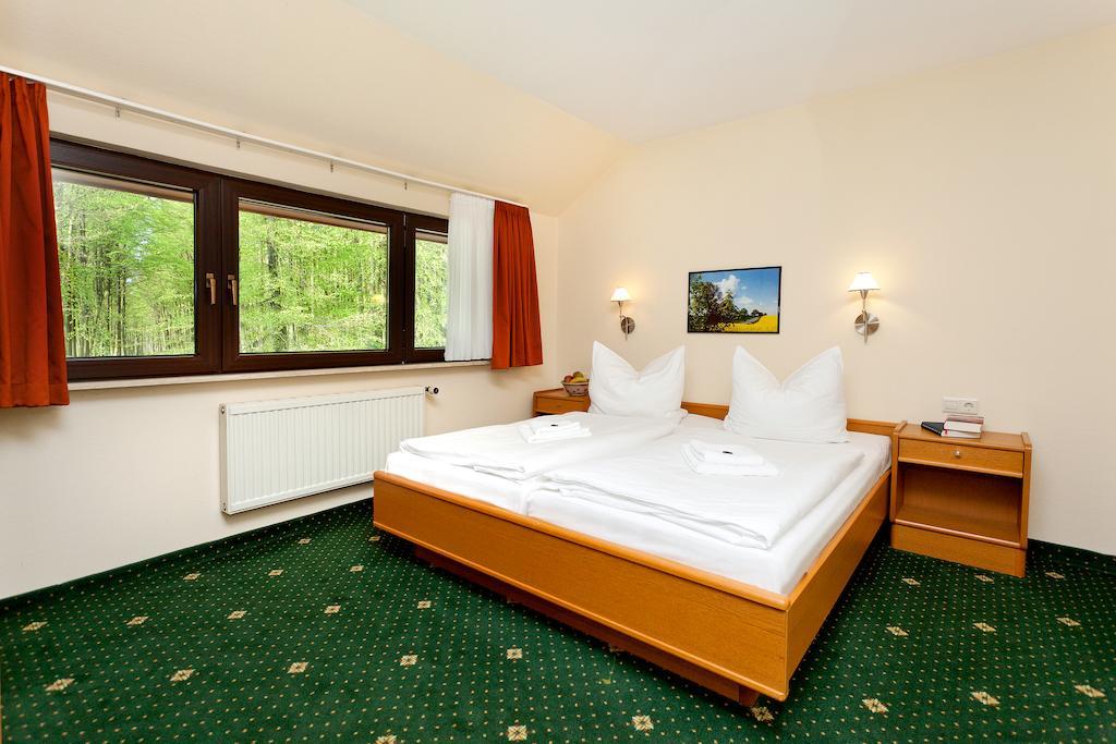 Restaurant & Hotel Baumhaus Hagen Засниц Номер фото