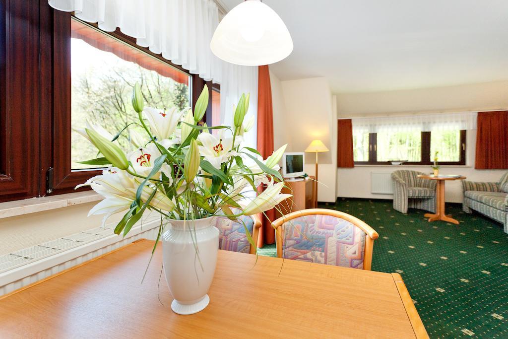 Restaurant & Hotel Baumhaus Hagen Засниц Номер фото