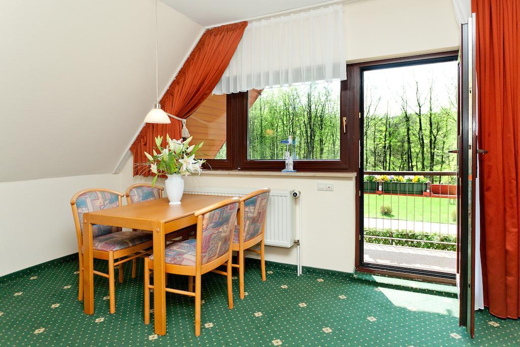 Restaurant & Hotel Baumhaus Hagen Засниц Номер фото